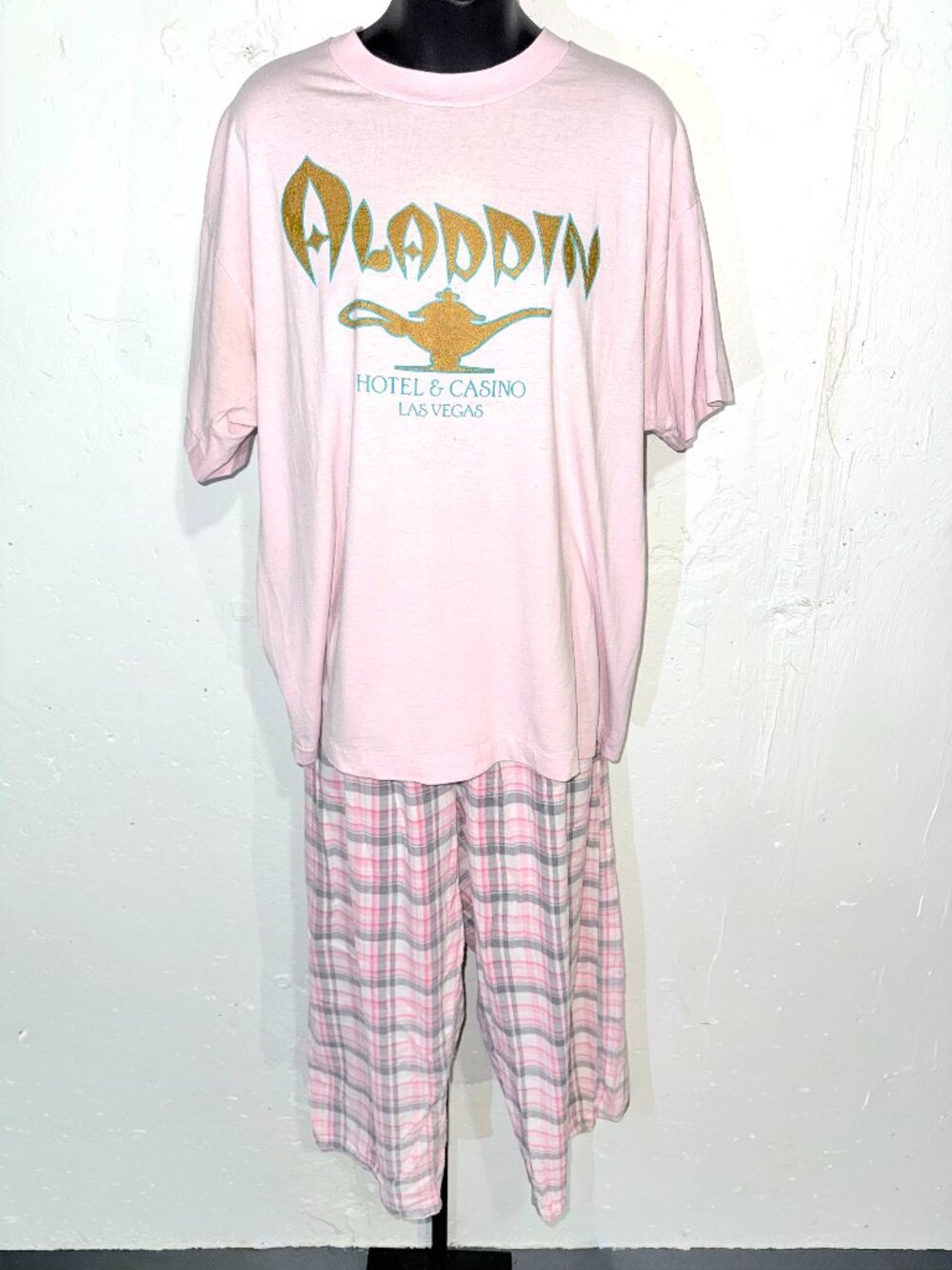 Vintage Pajama Set Aladdin Casino Las Vegas Tee with Pink Plaid Bottoms Size XL